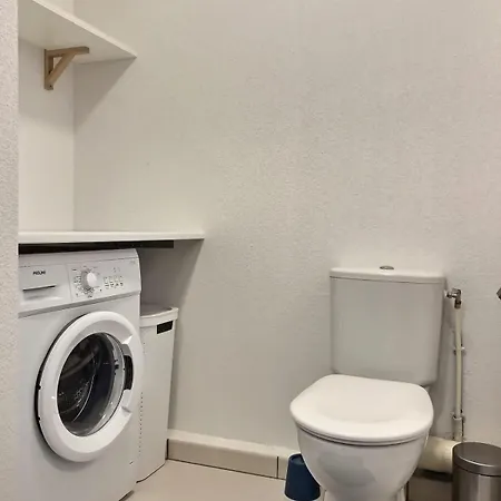 Spacieux Pour 4 Personnes A 500m De La Me Daire Sérignan