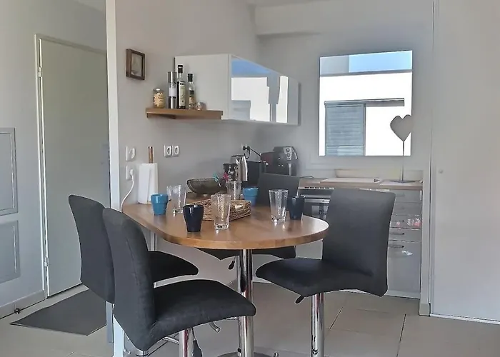 Apartment Spacieux Pour 4 Personnes A 500m De La Me *